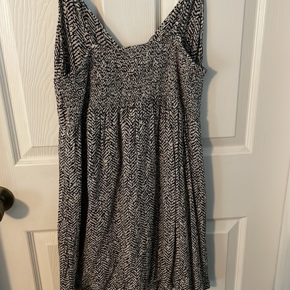 O’Neil Sun Dress - Picture 3 of 3